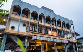 Leisure Hostel